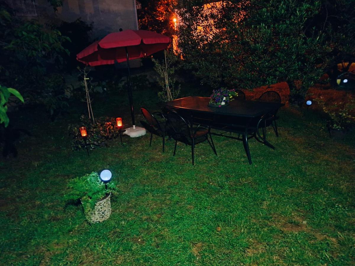 Apartmani Joja Biograd Na Moru Bagian luar foto