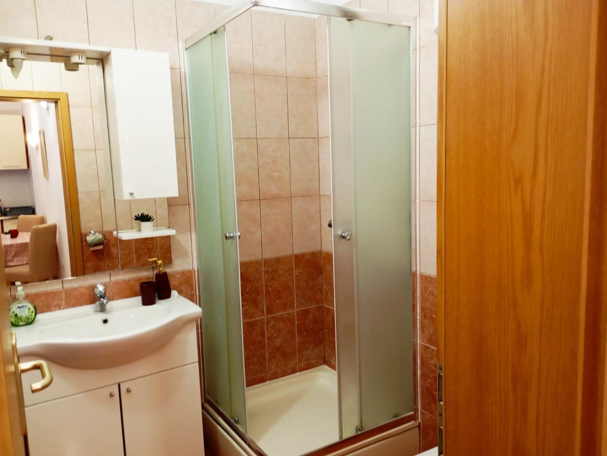 Apartmani Joja Biograd Na Moru Bagian luar foto