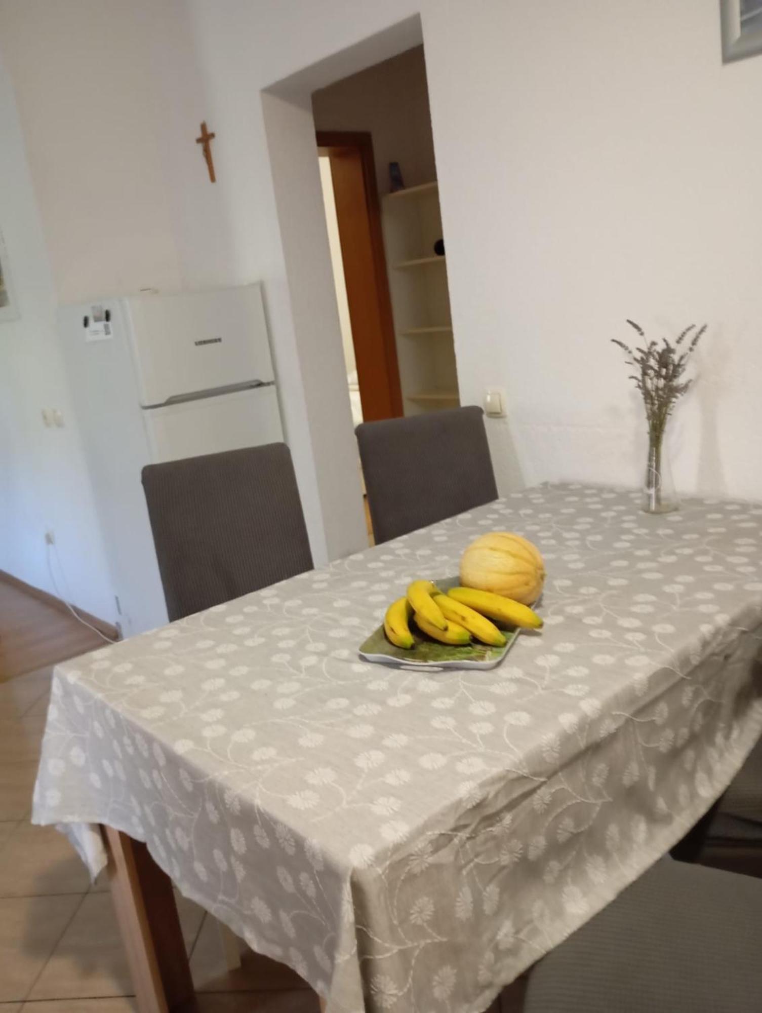 Apartmani Joja Biograd Na Moru Bagian luar foto